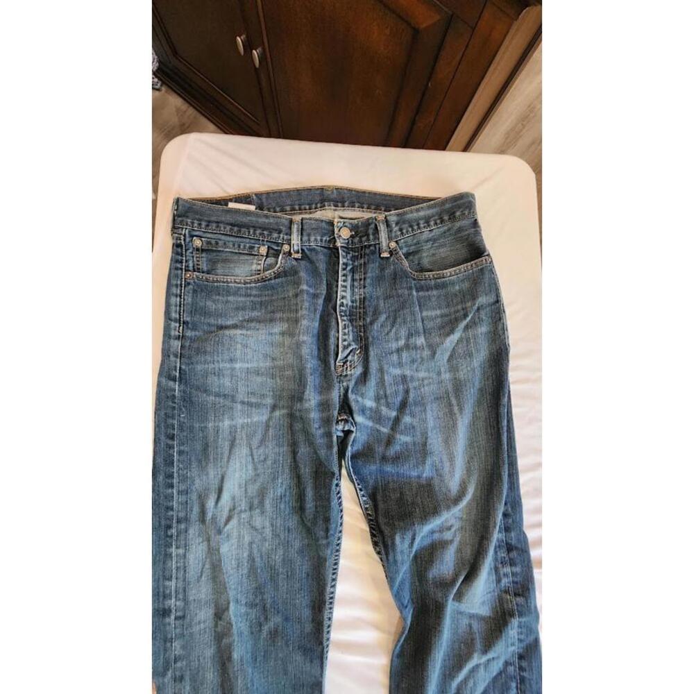 Levi Men's 505 Denim Blue stonewashed Jeans 36x29